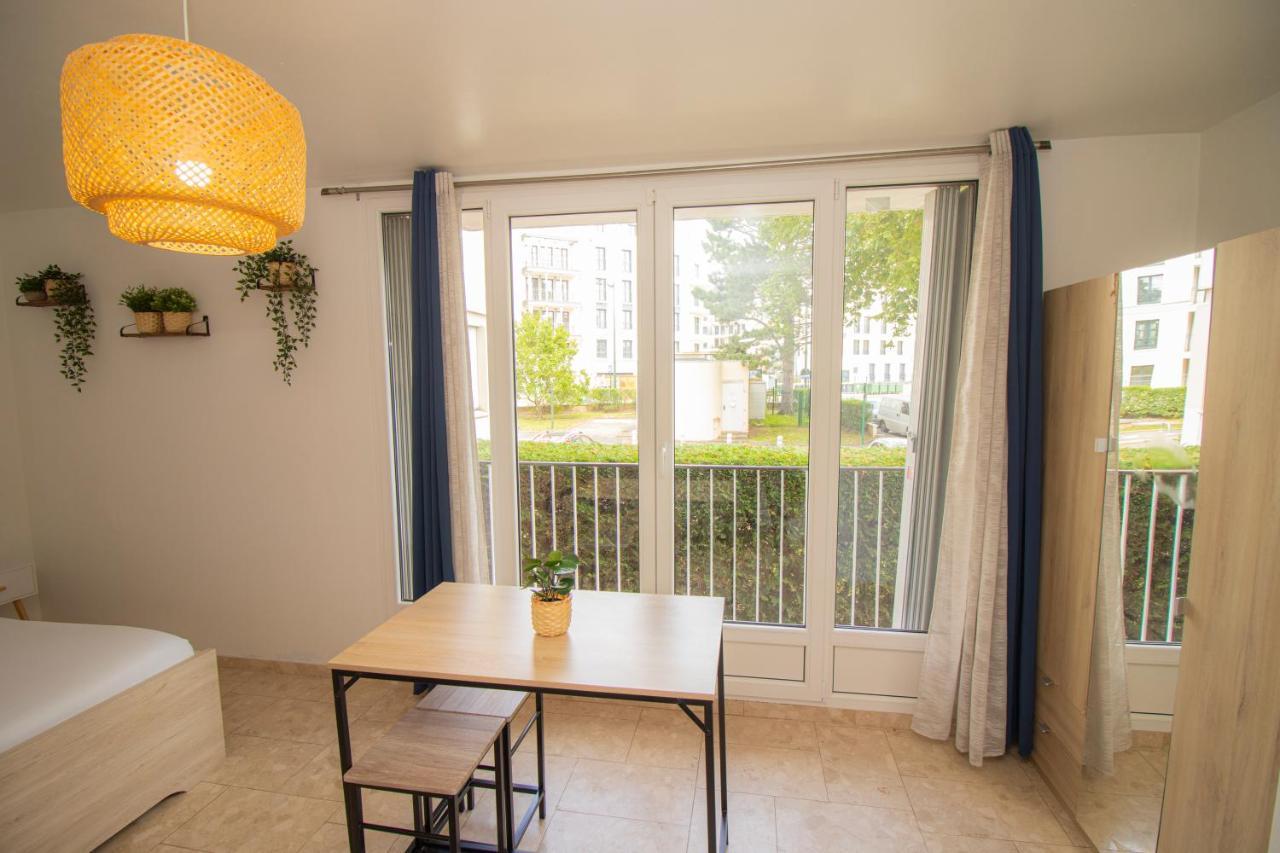 לה פלסי-רובינסון L'Estival Room Logement En Colocation מראה חיצוני תמונה